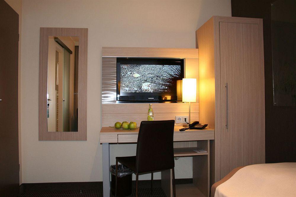 Hotel New Orly Mnichov Pokoj fotografie